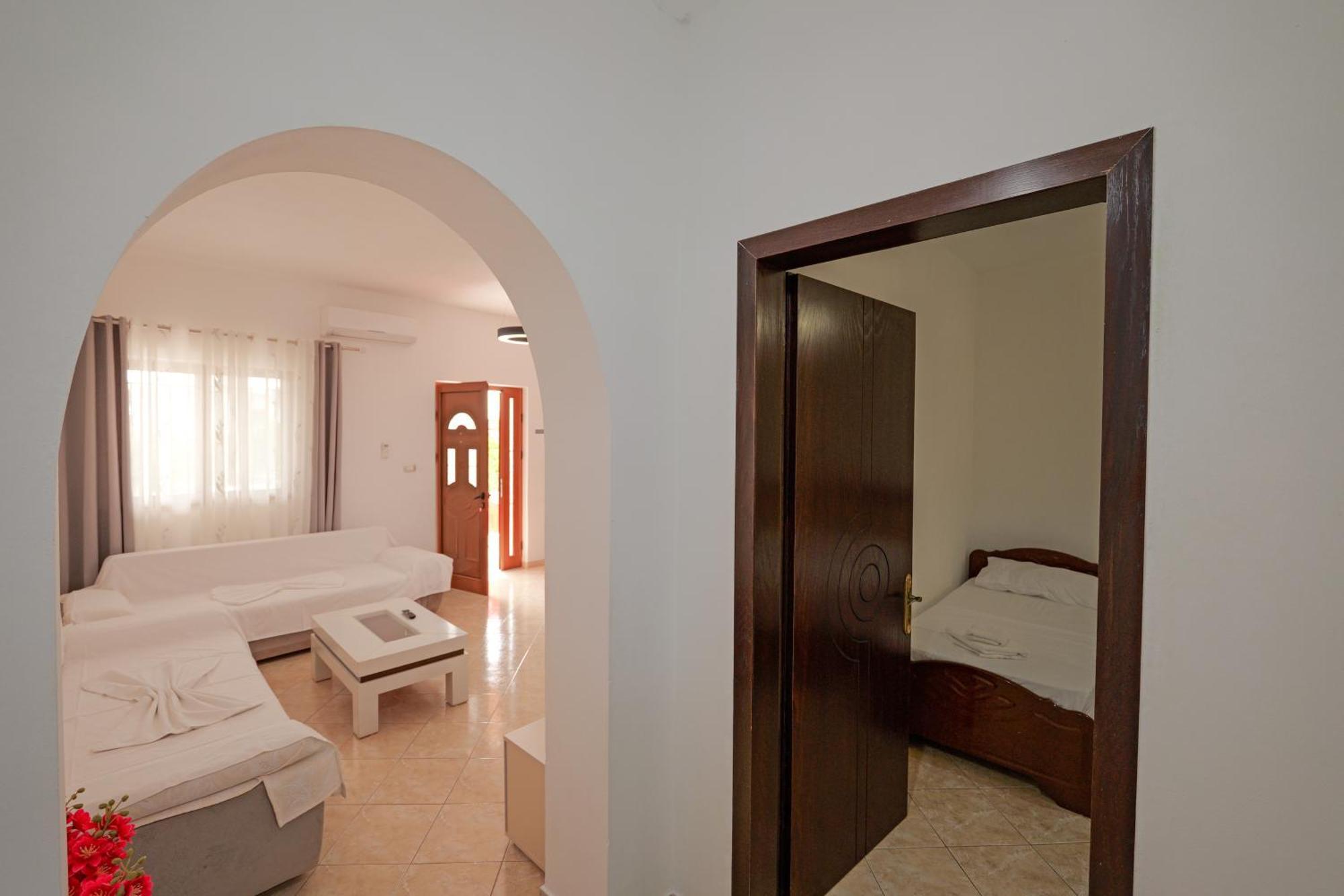 Brahimi Guest House 卡萨米尔 外观 照片